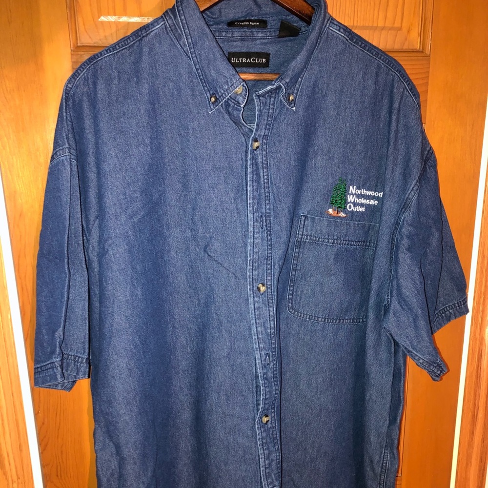 ULTRACLUB Short Sleeve denim button down shirt.   All heavyweight cotton. 4XL.